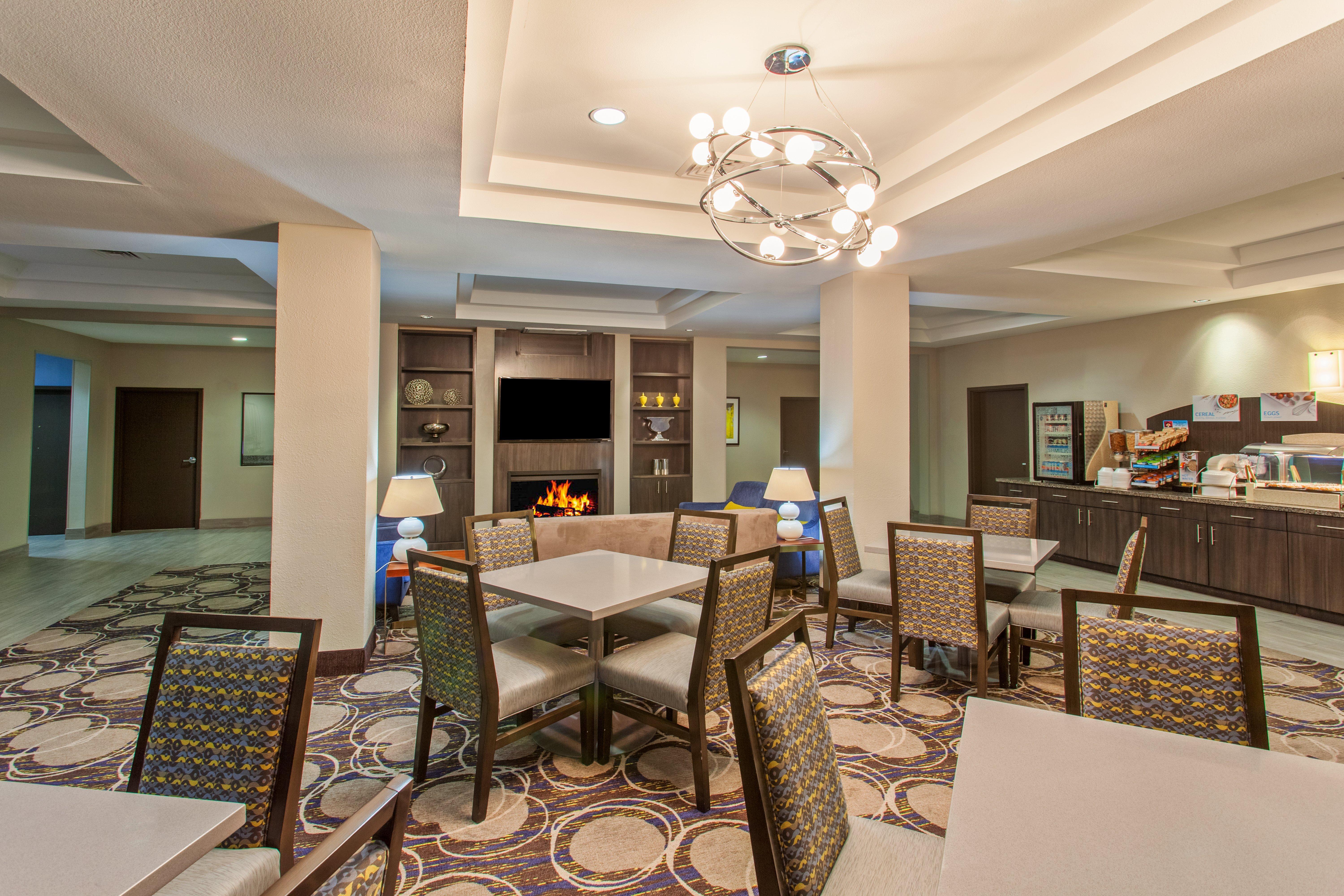 Holiday Inn Express & Suites Wharton By Ihg Eksteriør billede
