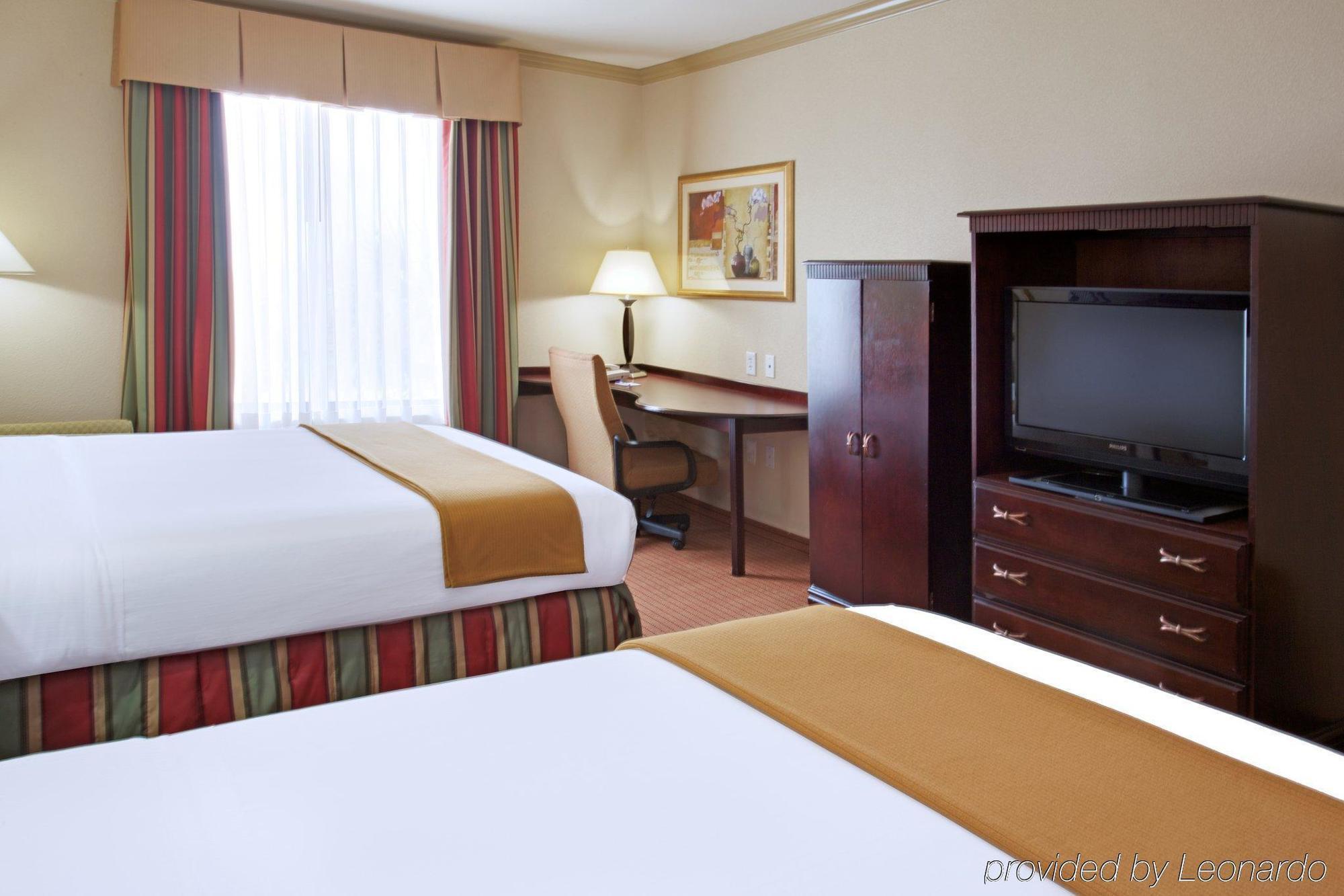 Holiday Inn Express & Suites Wharton By Ihg Værelse billede